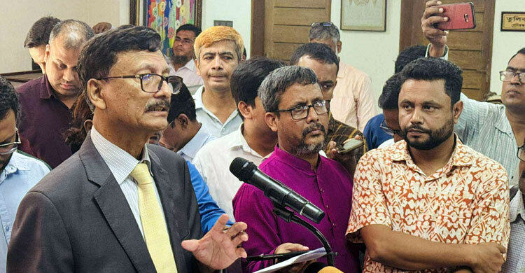 Dhaka, Islamabad vow to boost multidimensional, historical relations: Touhid