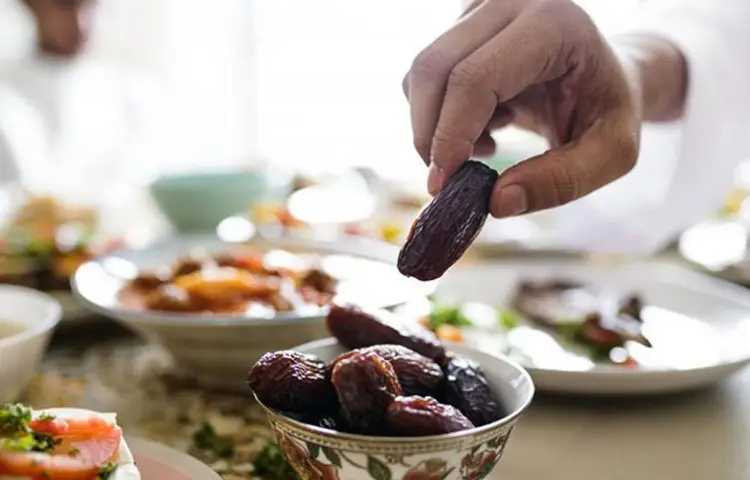 শীতে খেজুর খাওয়ার উপকারিতা