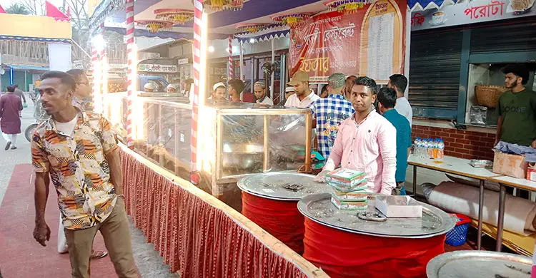 মৌলভীবাজারে ইফতারে জনপ্রিয় খাবার &lsquo;আখনি পোলাও&rsquo;