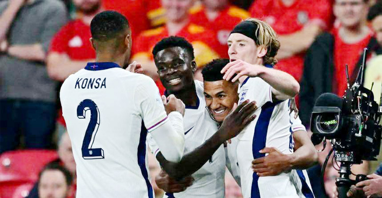 ১৭ মিনিটের ঝড়ে ওয়েলসকে উড়িয়ে দিলো ইংল্যান্ড