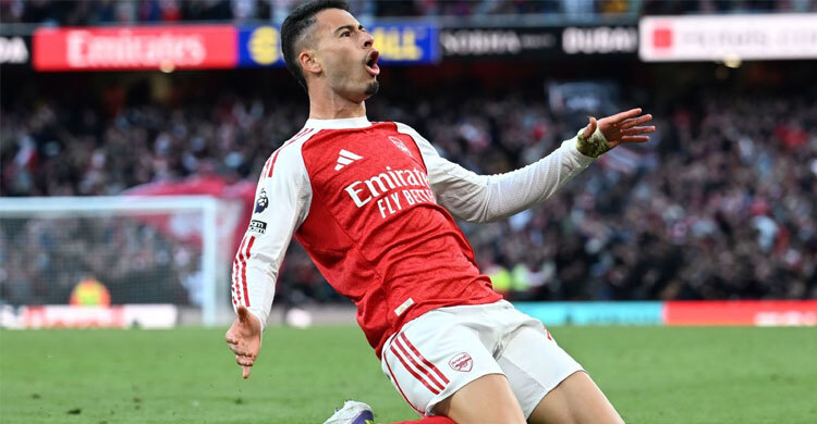 মার্টিনেলির শেষ মুহূর্তের গোলে সিটির কাছে হার এড়ালো আর্সেনাল