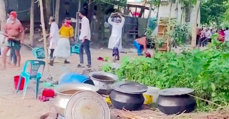 মাংস না খেয়ে জমাচ্ছিলেন টেবিলের নিচে, বিয়েবাড়িতে সংঘর্ষে আহত