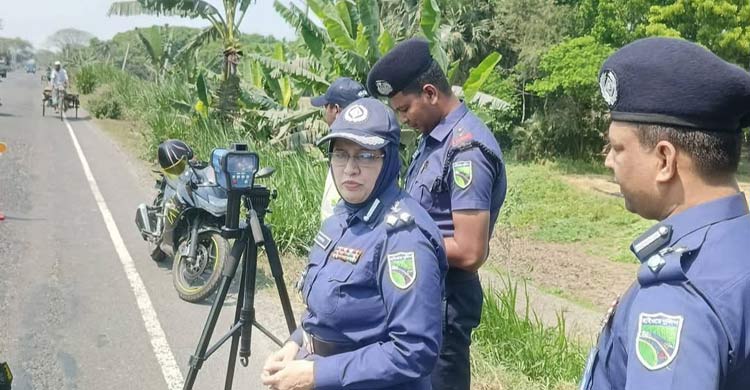 ঢাকা-ভাঙ্গা এক্সপ্রেসওয়েতে স্বস্তিতে ঘরে ফিরছে মানুষ