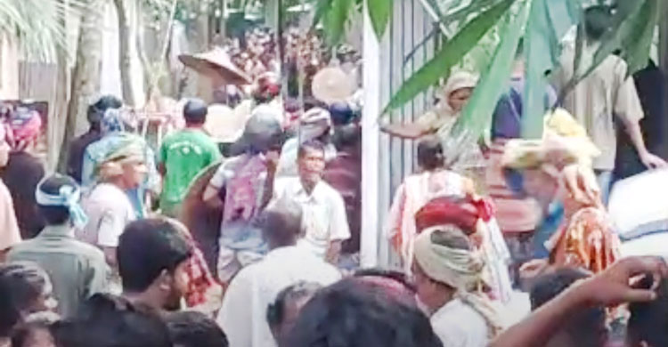 সালিশে না আসা নিয়ে ফরিদপুরে দুই পক্ষের সংঘর্ষ, আহত ৪০