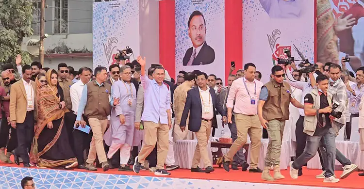 জালিমদের নেতা নারীদের নিয়ে &zwnj;&lsquo;কলঙ্কিত&rsquo; শব্দ ব্যবহার করেছেন