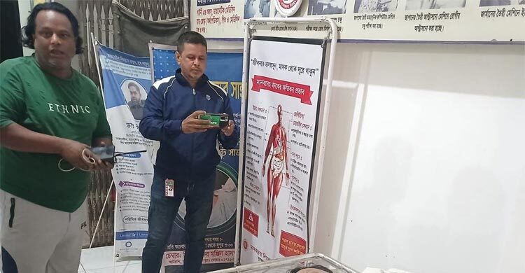ঝড়ে গাছের ডাল ভেঙে পড়লো মাথায়, পথচারী নিহত