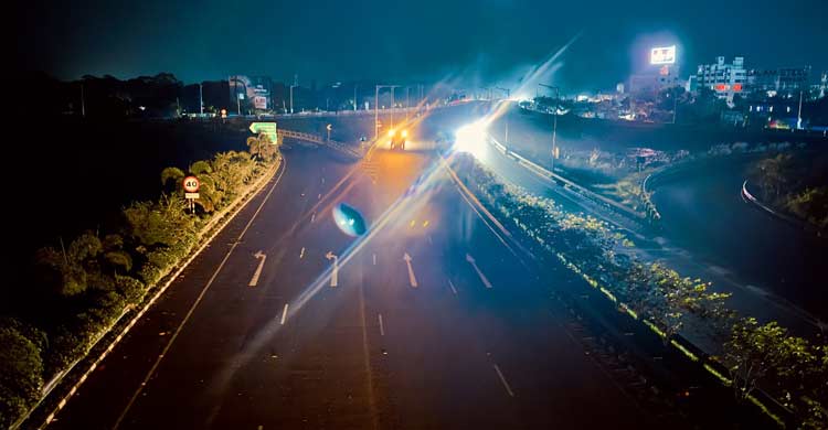 আলো ঝলমলে ভাঙ্গা ইন্টারচেঞ্জে এখন ভৌতিক পরিবেশ