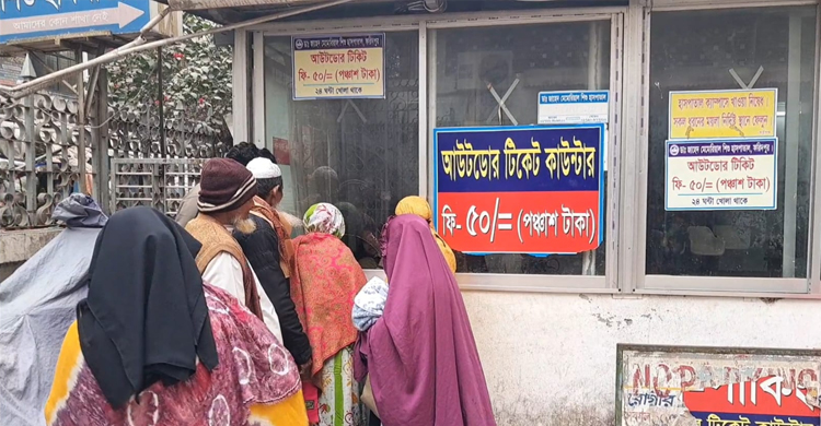 শীতে ফরিদপুরে হাসপাতালে বাড়ছে শিশু রোগীর সংখ্যা