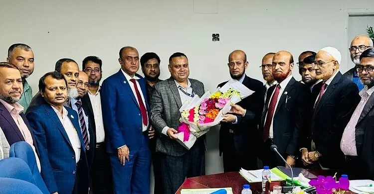 ইসলামী ব্যাংক ফাউন্ডেশন পরিদর্শন করেছেন জহির হোসেন