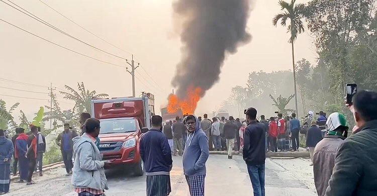 ফরিদপুরে বাস-মোটরসাইকেল মুখোমুখি সংঘর্ষ, যুবক নিহত