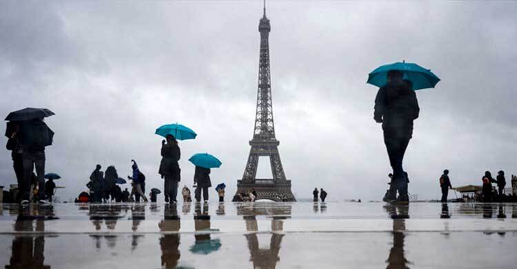 আইফেল টাওয়ারে প্রবেশের খরচ বাড়ছে