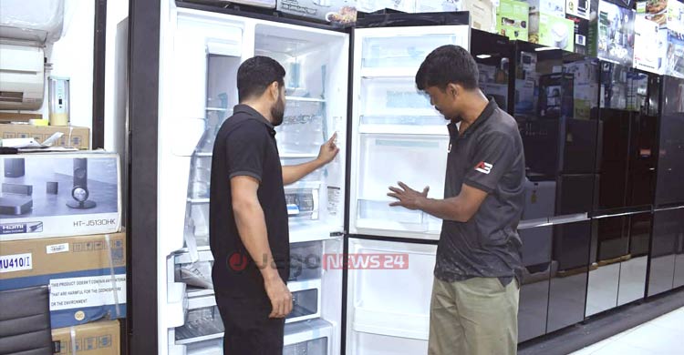 কোরবানি সামনে রেখে চাঙা ফ্রিজের বাজার, বিক্রি বেড়েছে ৩০ শতাংশ