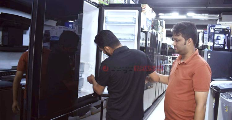 কোরবানি সামনে রেখে চাঙা ফ্রিজের বাজার, বিক্রি বেড়েছে ৩০ শতাংশ