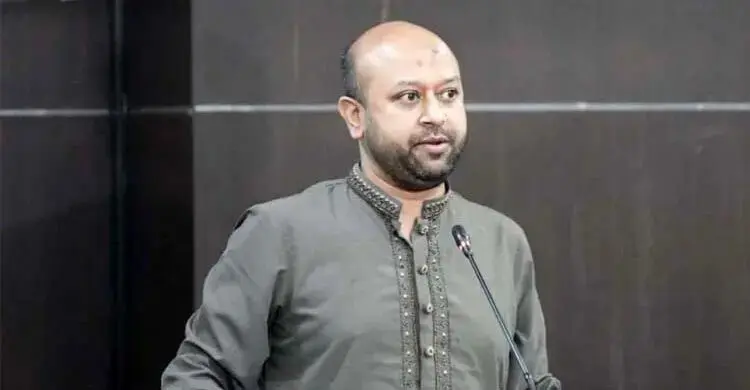 ঢাবি নিয়ে কটূক্তি, ব্যারিস্টার ফুয়াদকে লিগ্যাল নোটিশ