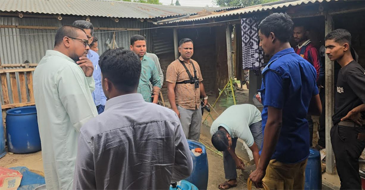 চাঁপাইনবাবগঞ্জে শৌচাগারে মিললো ১৪৫ লিটার ডিজেল