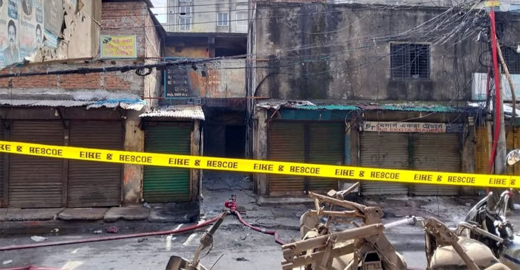 টঙ্গীর কেমিক্যালের গুদাম যেন মৃত্যুপুরী