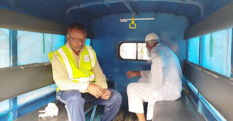 গাইবান্ধায় সরকারি চালসহ আওয়ামী লীগ নেতা আটক