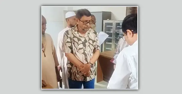 গোবিন্দগঞ্জ হাসপাতালে হঠাৎ স্বাস্থ্যমন্ত্রী, চিকিৎসকসহ দুজন সাসপেন্ড