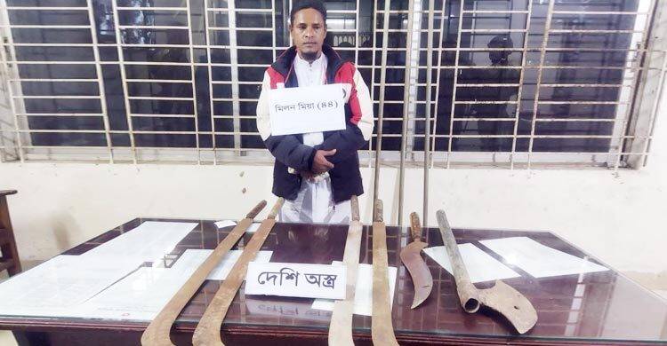 গাইবান্ধায় দেশীয় অস্ত্রসহ বিএনপি নেতা আটক