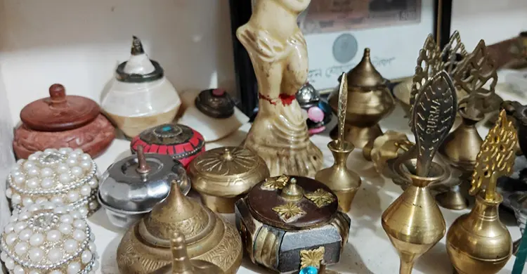 দুর্লভ জিনিসে ভরা জীমের সংগ্রহশালা