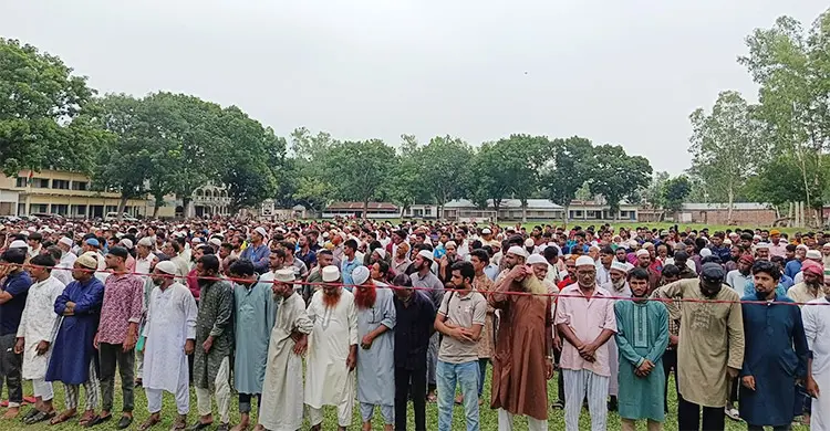 বাবা পড়ালেন জানাজা, গাইবান্ধায় নিহত শিবির নেতার দাফন সম্পন্ন