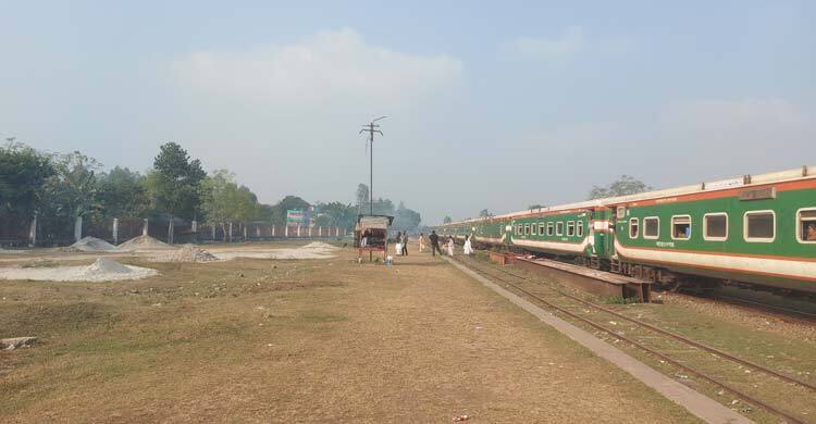 পাঁচদিন পর সূর্যের দেখা পেলো গাইবান্ধা