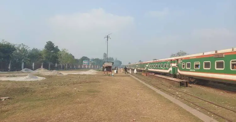 পাঁচদিন পর সূর্যের দেখা পেলো গাইবান্ধা