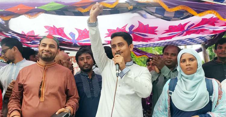  সারজিস আলম