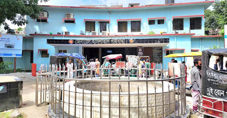 ডেঙ্গুর জন্য আলাদা ওয়ার্ড নয়, জরুরি জনসচেতনতা