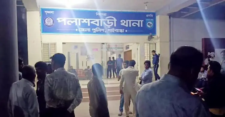 পুলিশের ওপর হামলার অভিযোগে জামায়াত নেতাকর্মীদের নামে মামলা