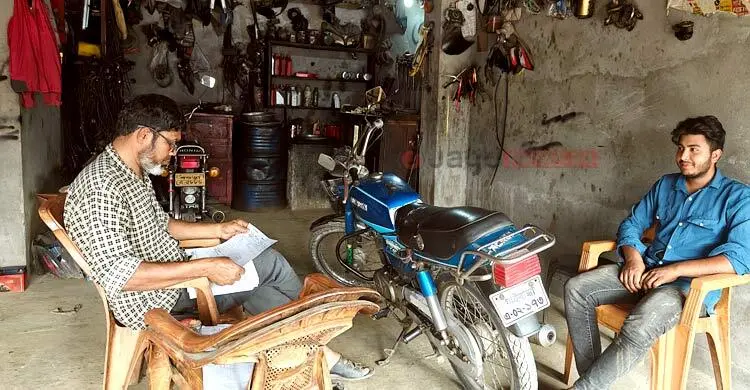 জ্বালানি সংকটে মোটরসাইকেল মেকারদের জীবিকায় টান