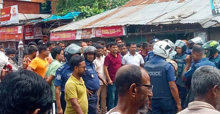 বিএনপির দুই গ্রুপে সংঘর্ষ, দলীয় কার্যালয় ভাঙচুর