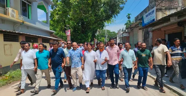 জনবল নিয়োগে অনিয়মের অভিযোগে ইউএনও-সমাজসেবা অফিসে তালা