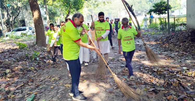গণভবন এলাকায় জামায়াতের পরিষ্কার–পরিচ্ছন্নতা কর্মসূচি পালন