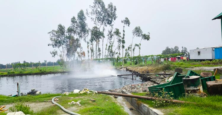 জামালপুরে গ্যাসের সন্ধান, বের হচ্ছে ৭.২ মিলিয়ন চাপে