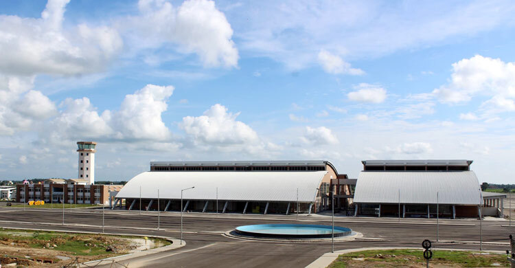 নেপালের বিমানবন্দরে হামলা-আগুন