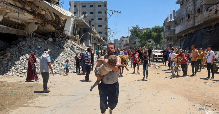 40 killed in Gaza after Israel strikes on humanitarian zone