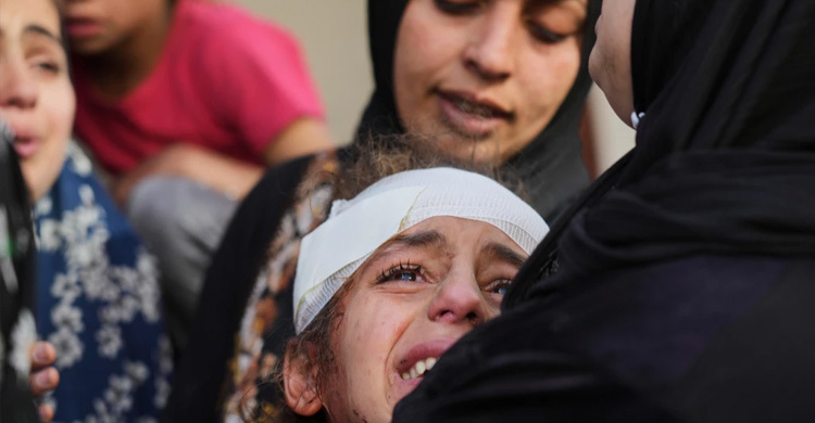 গাজার উত্তরাঞ্চলে ইসরায়েলি বিমান হামলায় নিহত ১৭