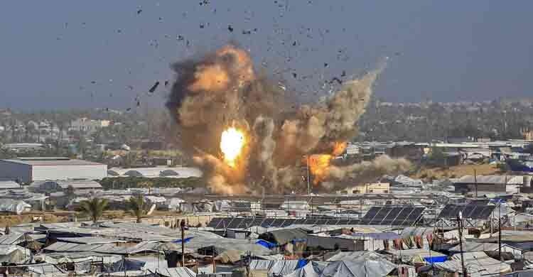 গাজায় থার্মোবারিক বোমার ব্যবহার, মৃত্যুর পর ‘বাষ্প’ হয়ে গেছে ২৮৪২ জন