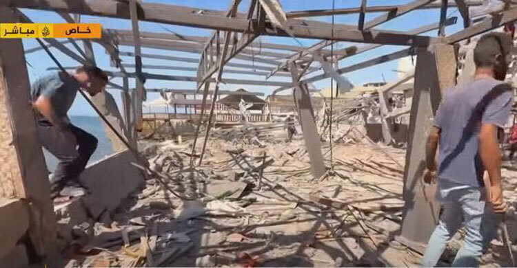 95 killed as Israel bombs Gaza cafe, school, aid hubs