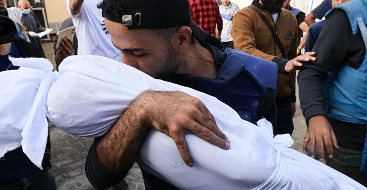 Gaza children death toll crosses 4,000 as raids intensify