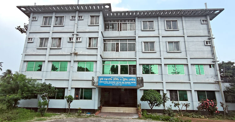 শুধু নামেই কৃষি যন্ত্রপাতি টেস্টিং ও ট্রেনিং সেন্টার