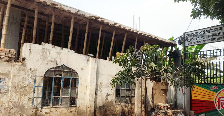 টঙ্গীতে উচ্ছেদ অভিযান, মসজিদ-মার্কেট নির্মাণেও টিকলো না অবৈধ দখল, অবশেষে উচ্ছেদ