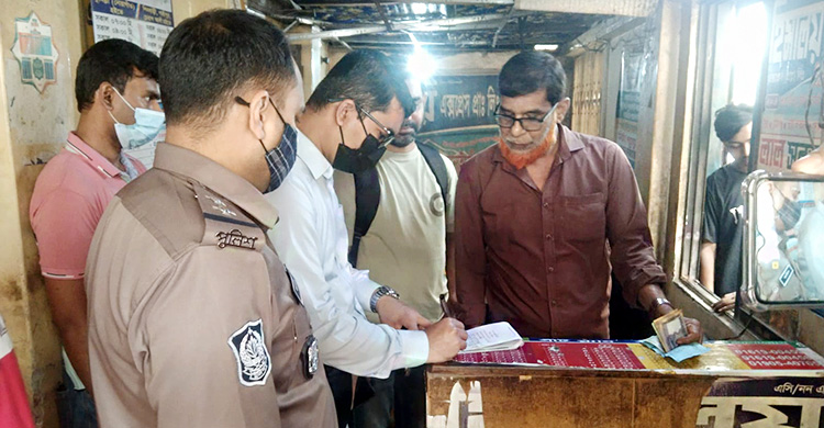 টঙ্গীতে অতিরিক্ত ভাড়া নেওয়ায় বাস কাউন্টারে অভিযান, জরিমানা