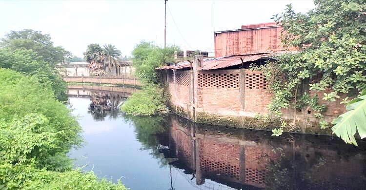 নদীর পর ‘গ্রিন ফ্যাক্টরি’ অ্যাওয়ার্ডও দখলে এক্স সিরামিকের!