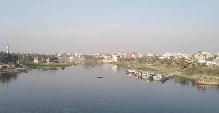 তুরাগ নদীতে তলিয়ে যাওয়া বন্ধুকে বাঁচাতে গিয়ে প্রাণ গেলো দুই কিশোরের