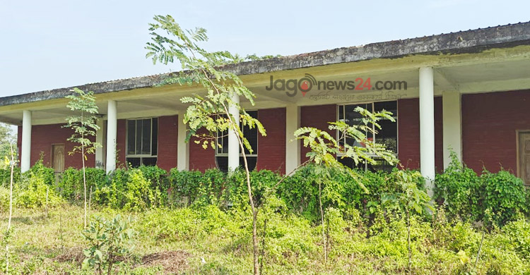 অবহেলায় ধুঁকছে গাজীপুরের সরকারি সব পর্যটন কেন্দ্র