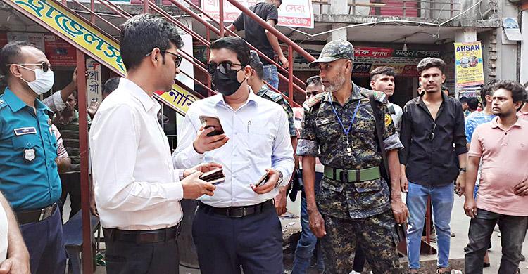 গাজীপুরে অতিরিক্ত ভাড়া আদায়ে দায়ে বাস কাউন্টারকে জরিমানা