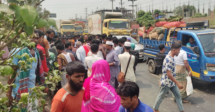 পানি পান করা হলো না নয়নের