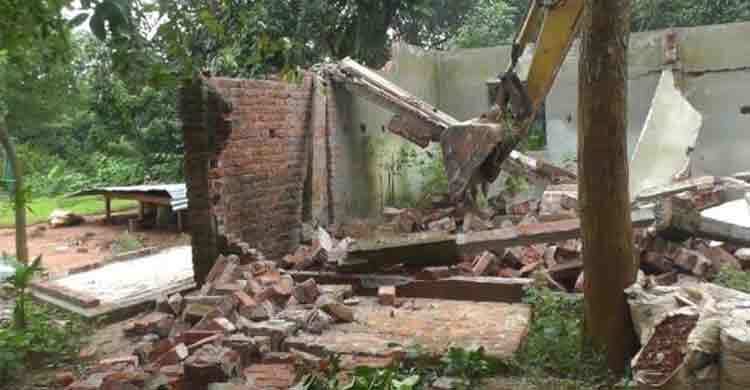 গাজীপুরে ২ একর বনভূমি পুনরুদ্ধার